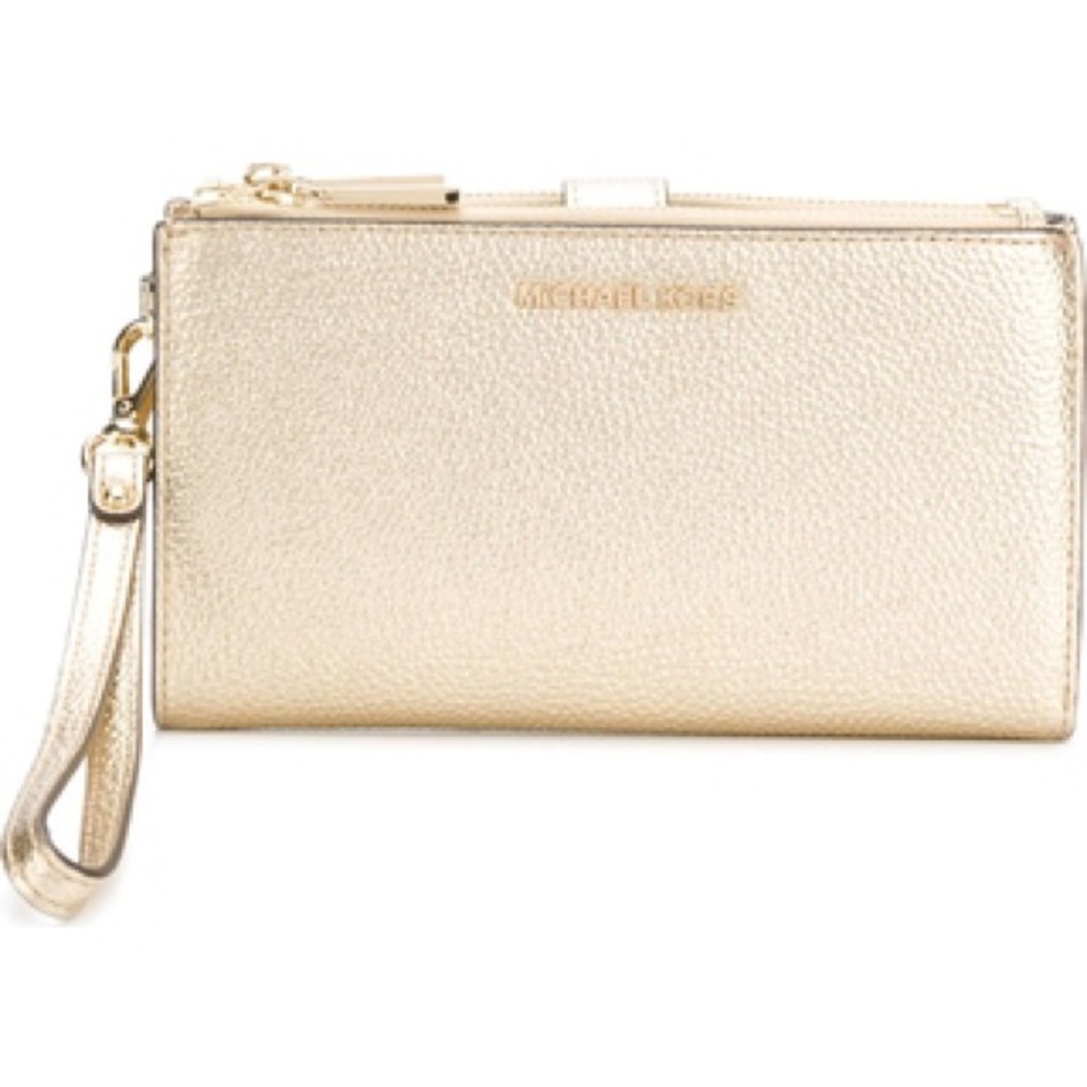 BNWT Michael Kors Wristlet